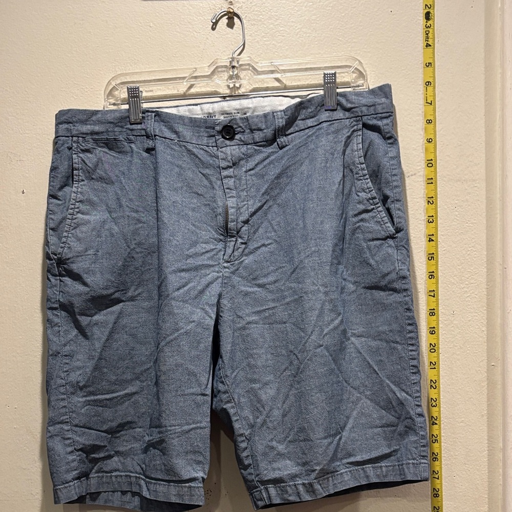 Old Navy Men's Light Blue Flat Front Shorts